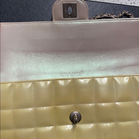 Authentic CHANEL East West Chocolate Bar Lambskin - Picture 7 of 9